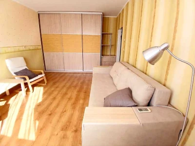 Apartment. Urlivska St, Oskorky.