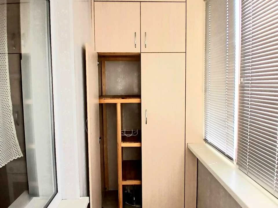 Apartment. Urlivska St, Oskorky.
