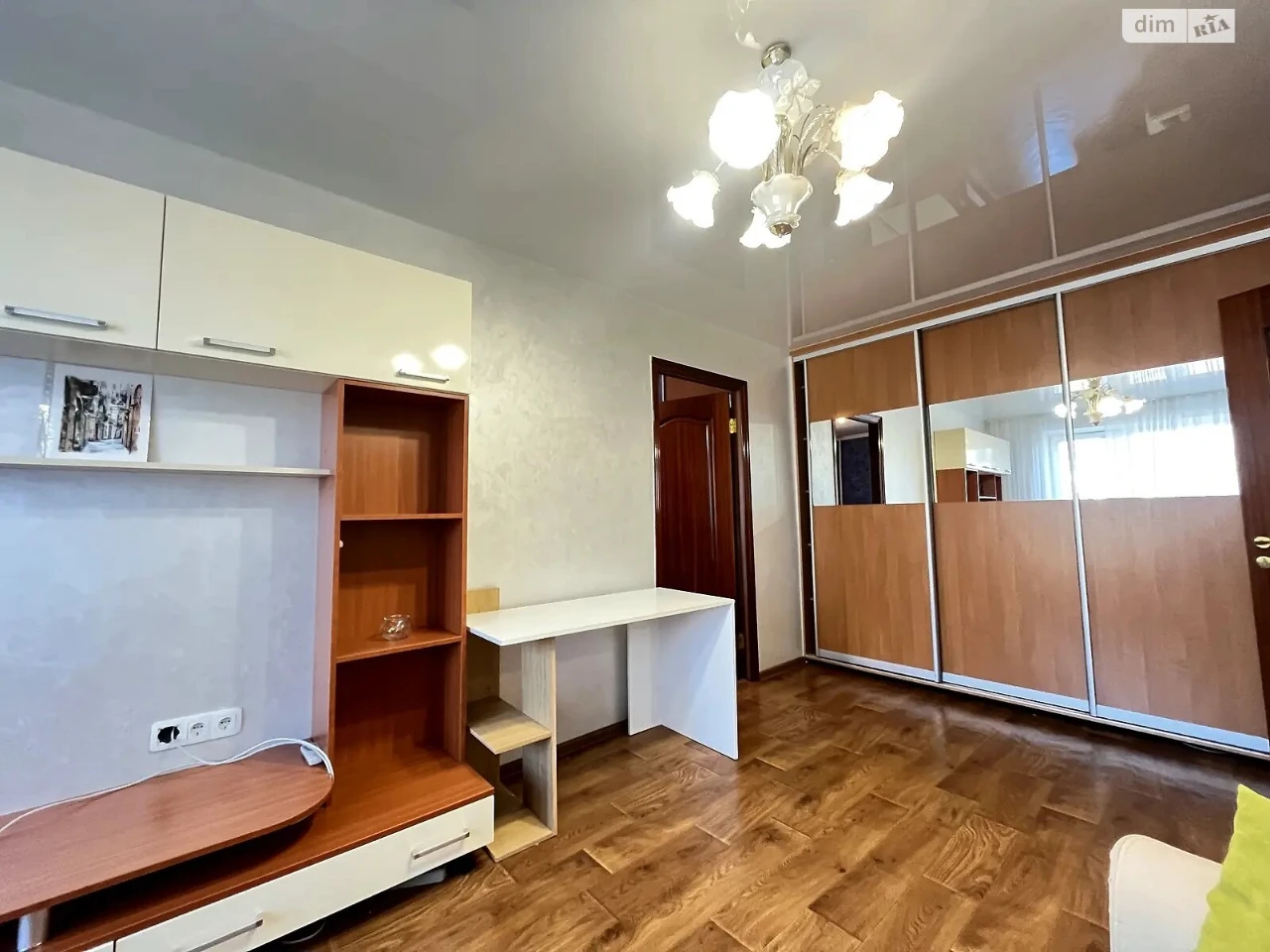 Довгострокова оренда квартири в Сирець