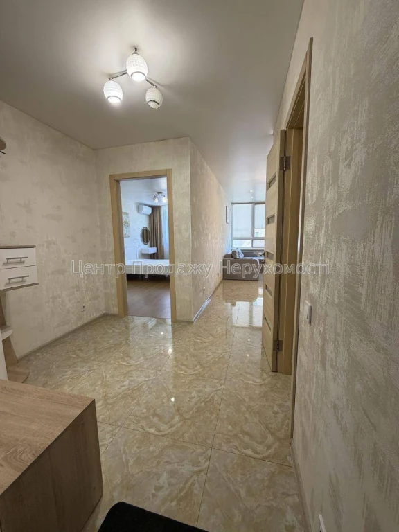 Sale of a 1-room apartment, 5/26 floor, 43 m², Kyiv – excellent living