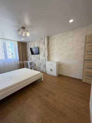 Sale of a 1-room apartment, 5/26 floor, 43 m², Kyiv – excellent living