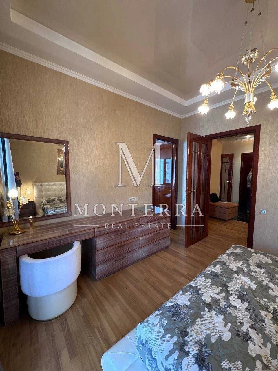 Продаж 3-кімнатной квартиры в историческом центре Киева