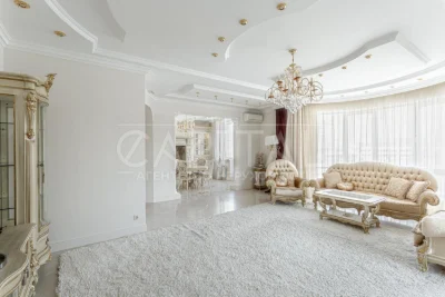 Продажа 3-комнатной квартиры 185 м², улица Василя Тютюнника, ЖК Престиж