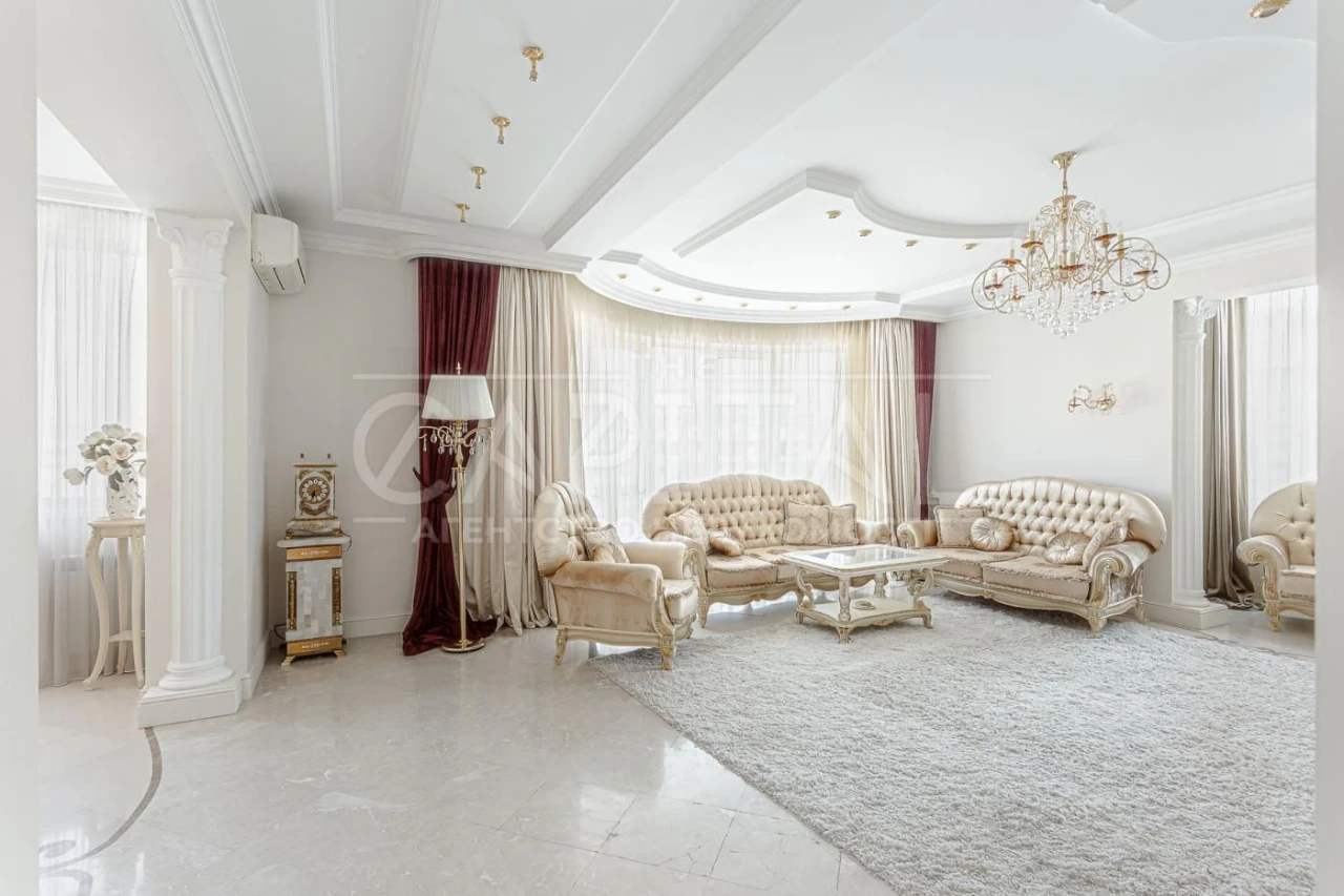 Продажа 3-комнатной квартиры 185 м², улица Василя Тютюнника, ЖК Престиж