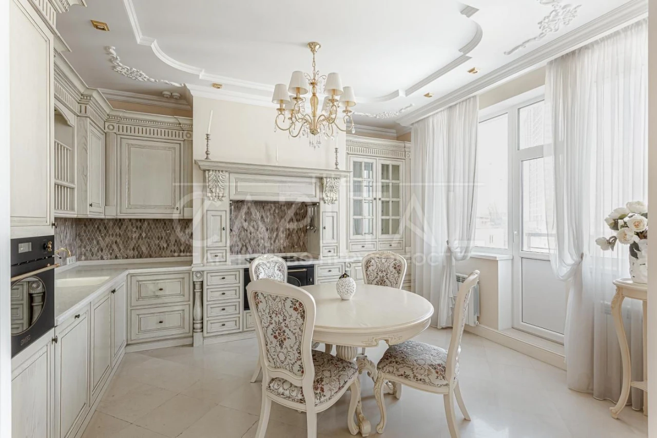 Продажа 3-комнатной квартиры 185 м², улица Василя Тютюнника, ЖК Престиж