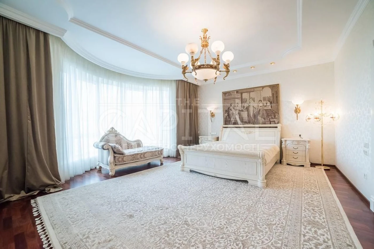 Продажа 3-комнатной квартиры 185 м², улица Василя Тютюнника, ЖК Престиж