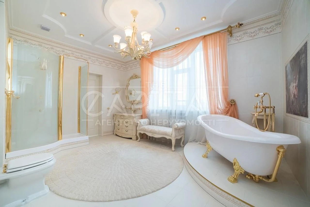 Продажа 3-комнатной квартиры 185 м², улица Василя Тютюнника, ЖК Престиж