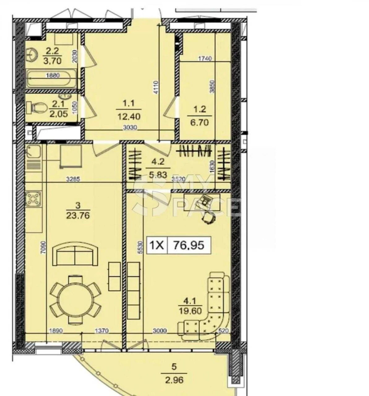 2-room apartment 76 sq.m. on Labornaya Street, Alter Ego metro station