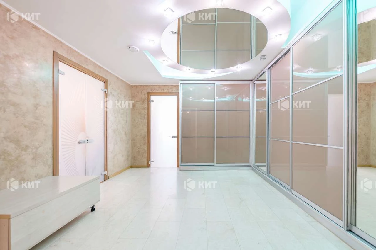 3-кімнатна, 125 м2, Центр (вул. Культури, метро Научна, ЖК Олимп)