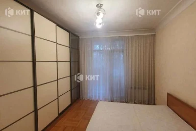 3-кімнатна, 76 м2, Спортивна
