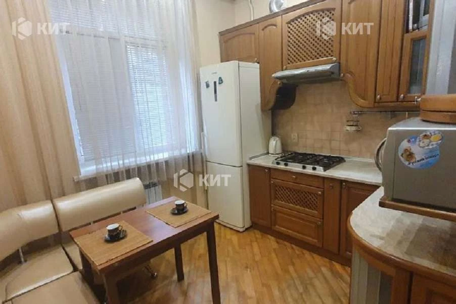 3-кімнатна, 76 м2, Спортивна
