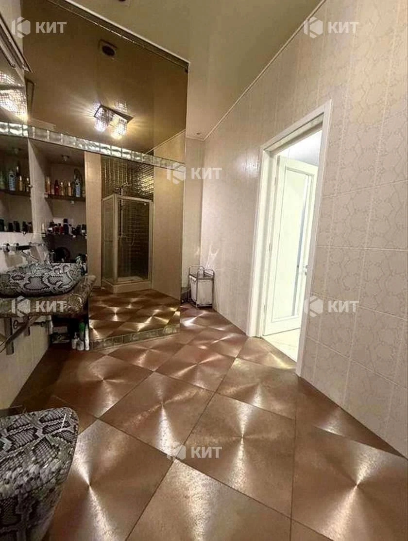 2к. 120м2 Центр, ЖК Садовая Горка, м. Университет, Данилевск