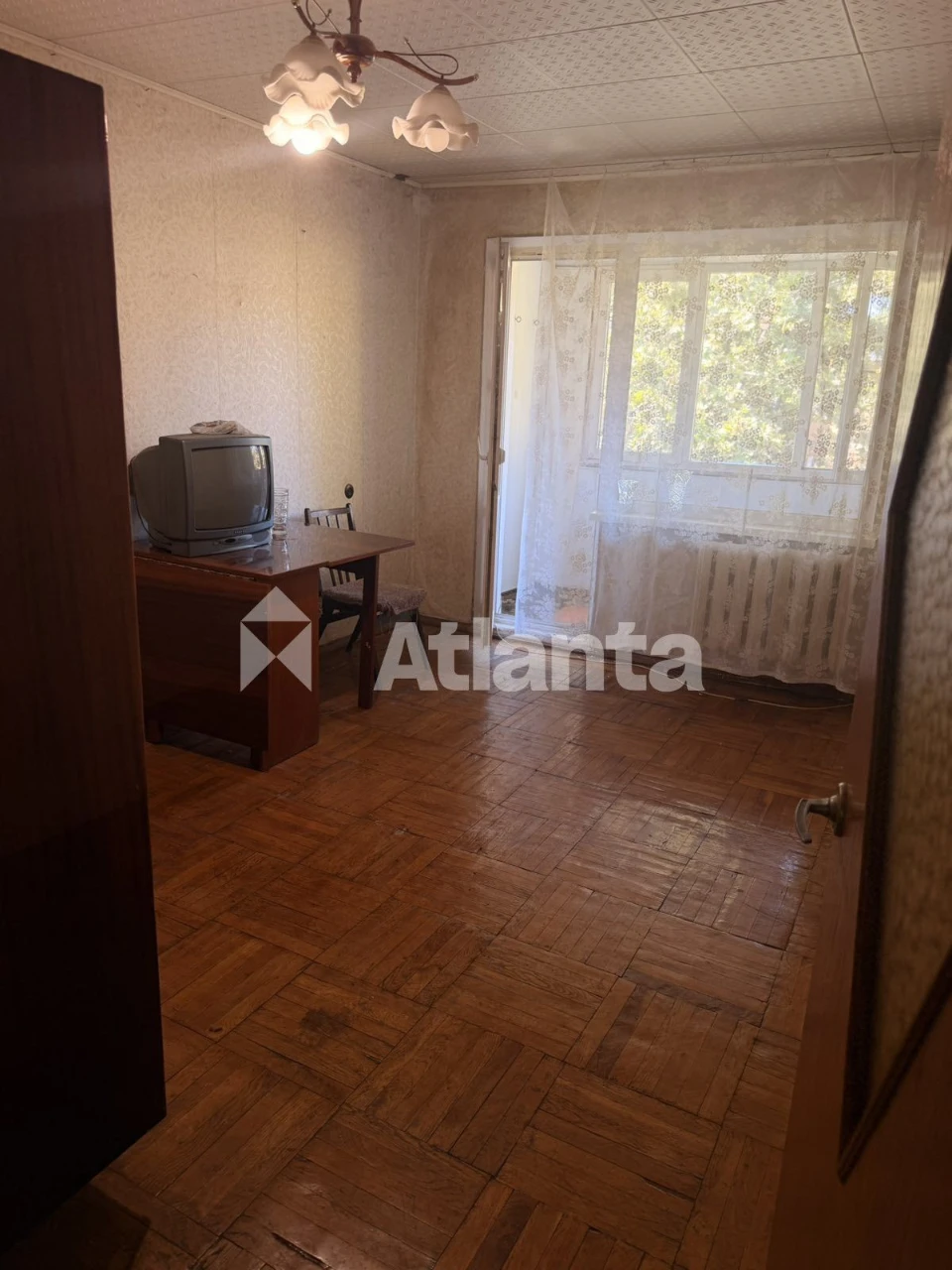 Двухкомнатная квартира на Небесной Сотне