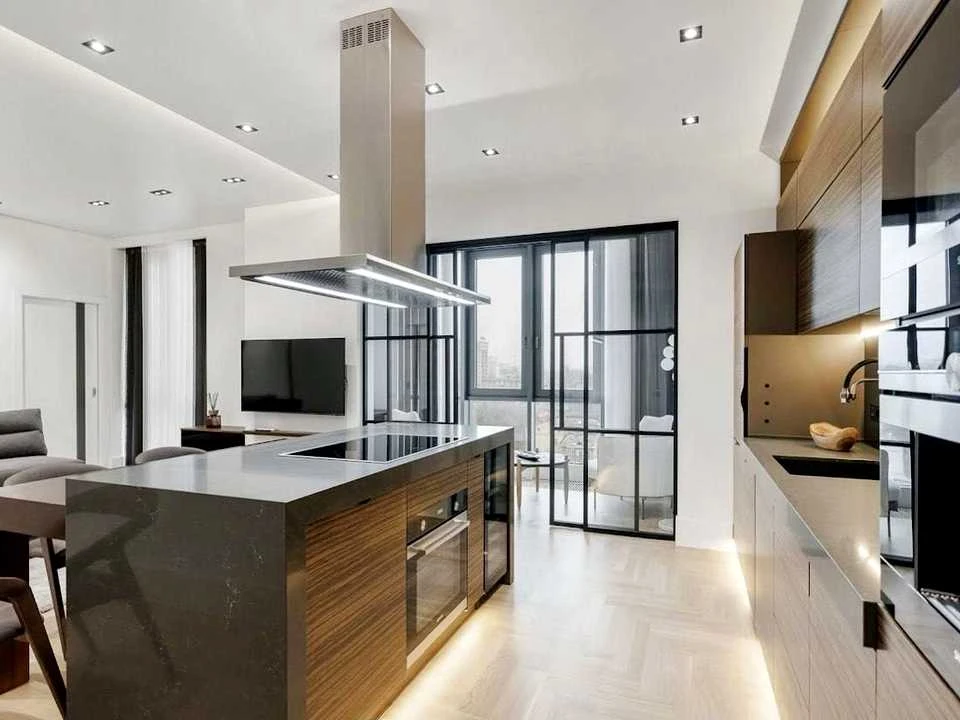 Apartment. Odessa, Velika Arnautska Street