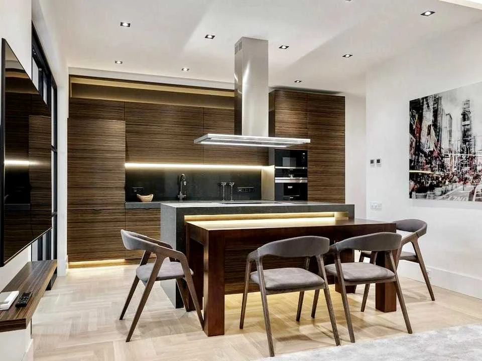 Apartment. Odessa, Velika Arnautska Street
