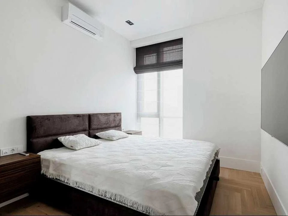 Apartment. Odessa, Velika Arnautska Street