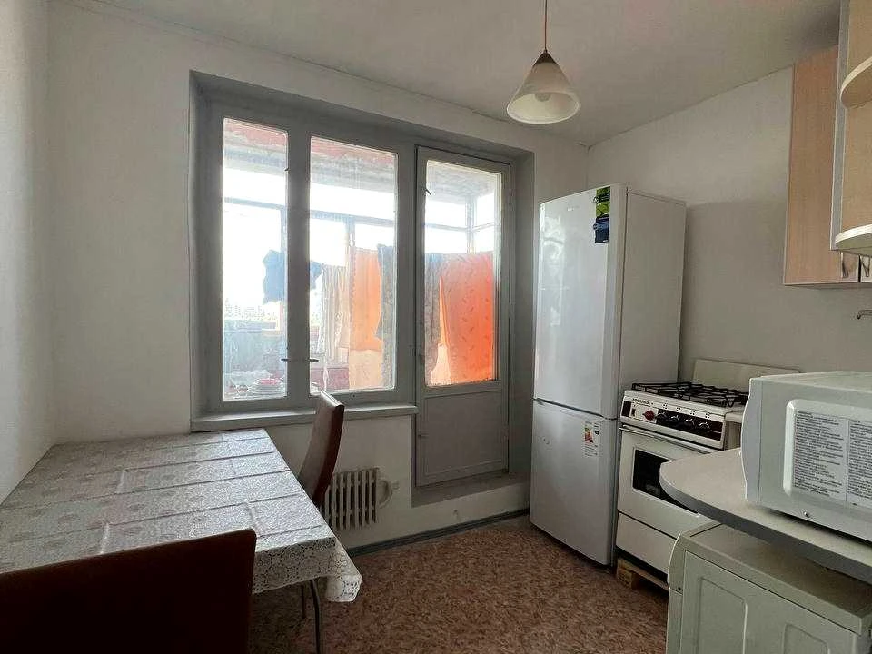 Apartment. Pozneska St., Kharkiv