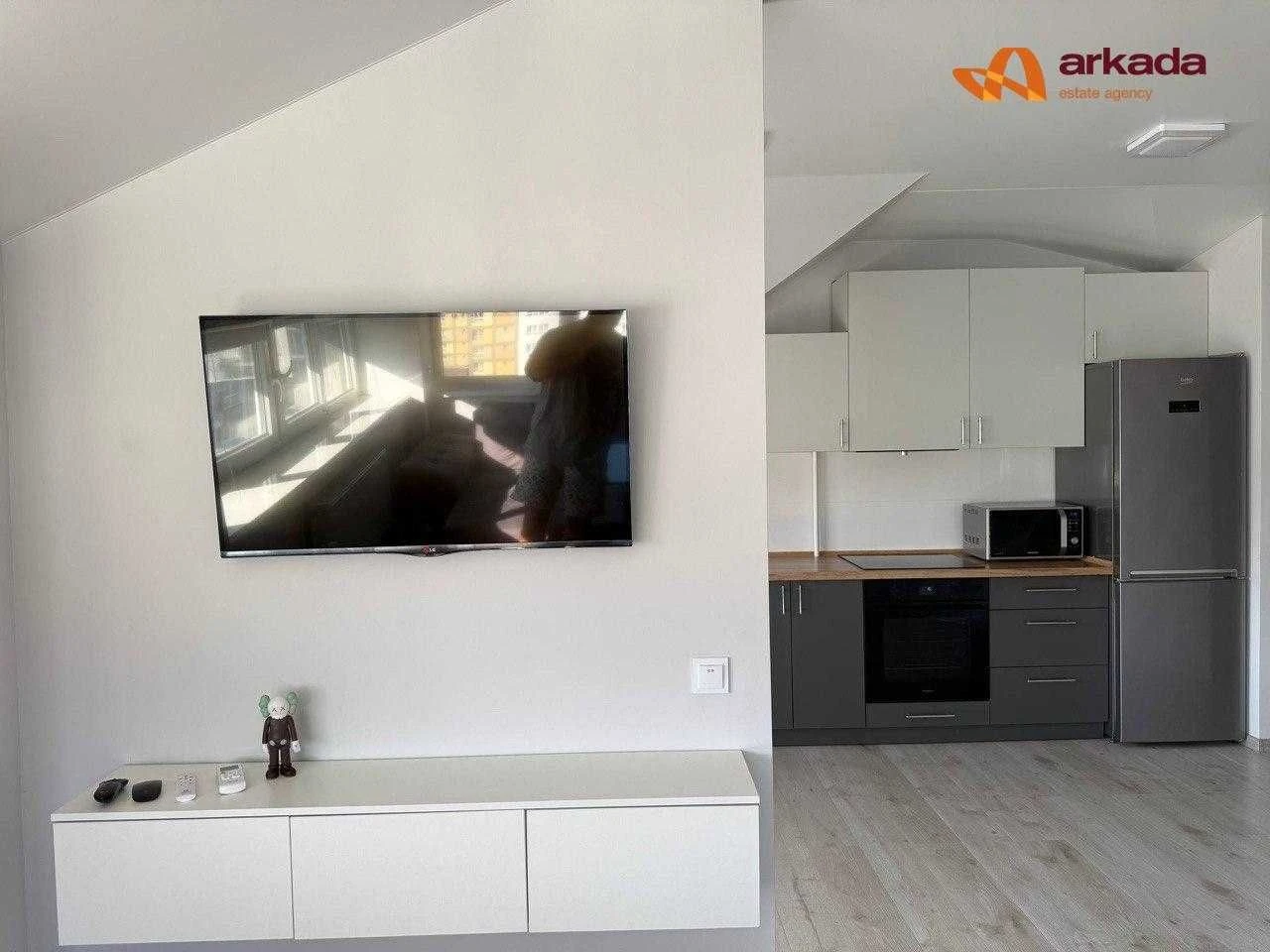 For Sale: 3-bedroom apartment