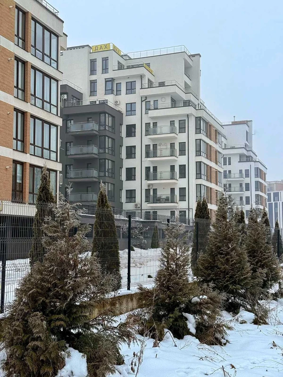 Spacious 2-bedroom apartment in the "European" residential complex