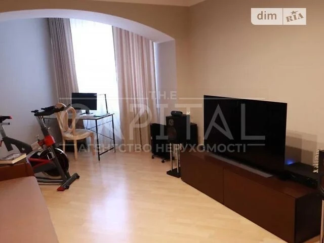 Продаж 3к квартири 149 кв. м на просп. Володимира Івасюка ПР