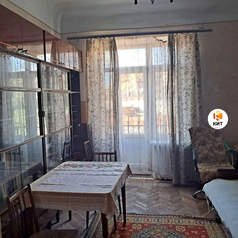 2к. 60м2 Центр (м. Площадь Конституции, Короленко пер. 10) 1
