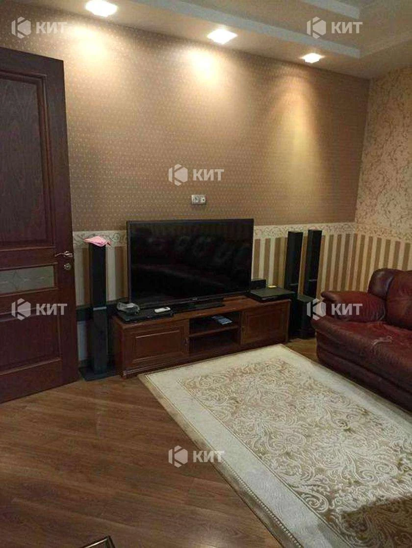 3к. 70м2 Центр (м. Университет, Свободы (Иванова) ул. 18) 13