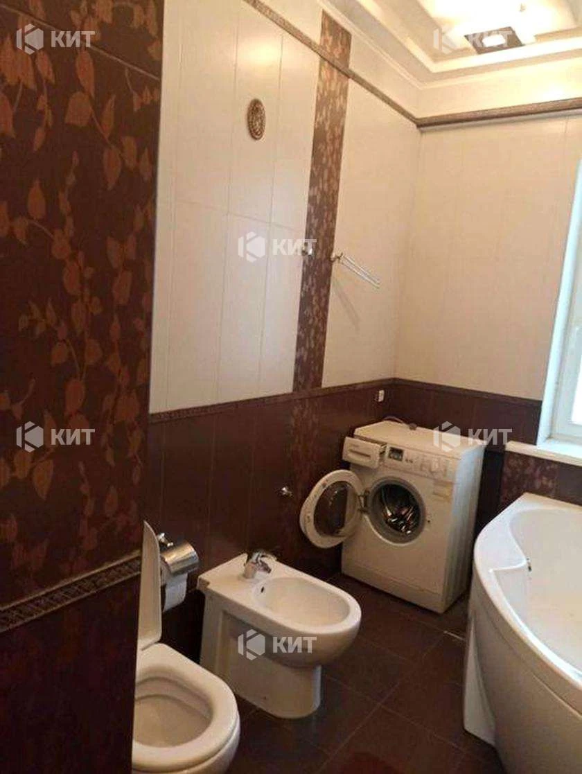 3к. 70м2 Центр (м. Университет, Свободы (Иванова) ул. 18) 13
