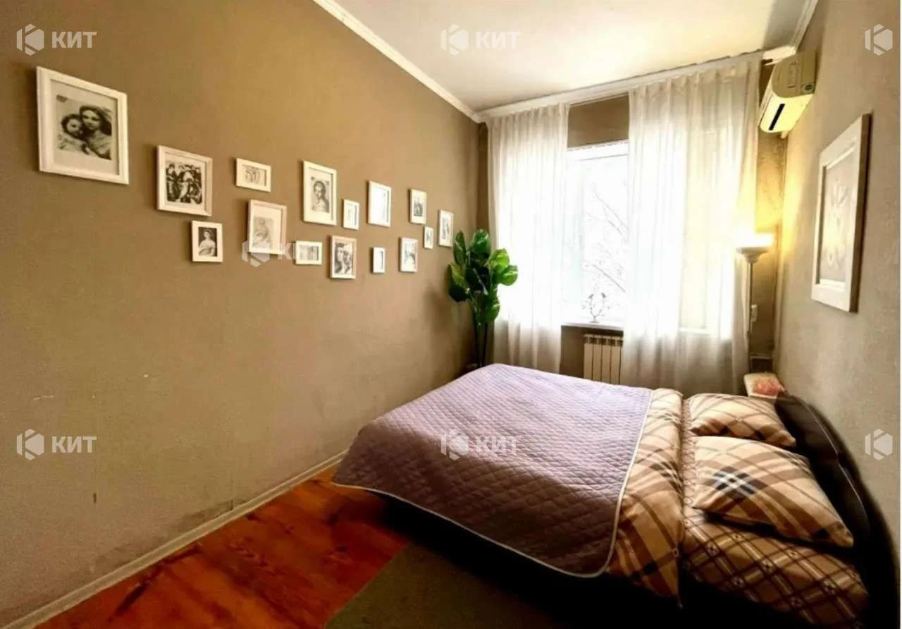 2-комнатная квартира, 45 м2, Центр (ул. Маршала Бажанова, м. Архитектора Бекетова