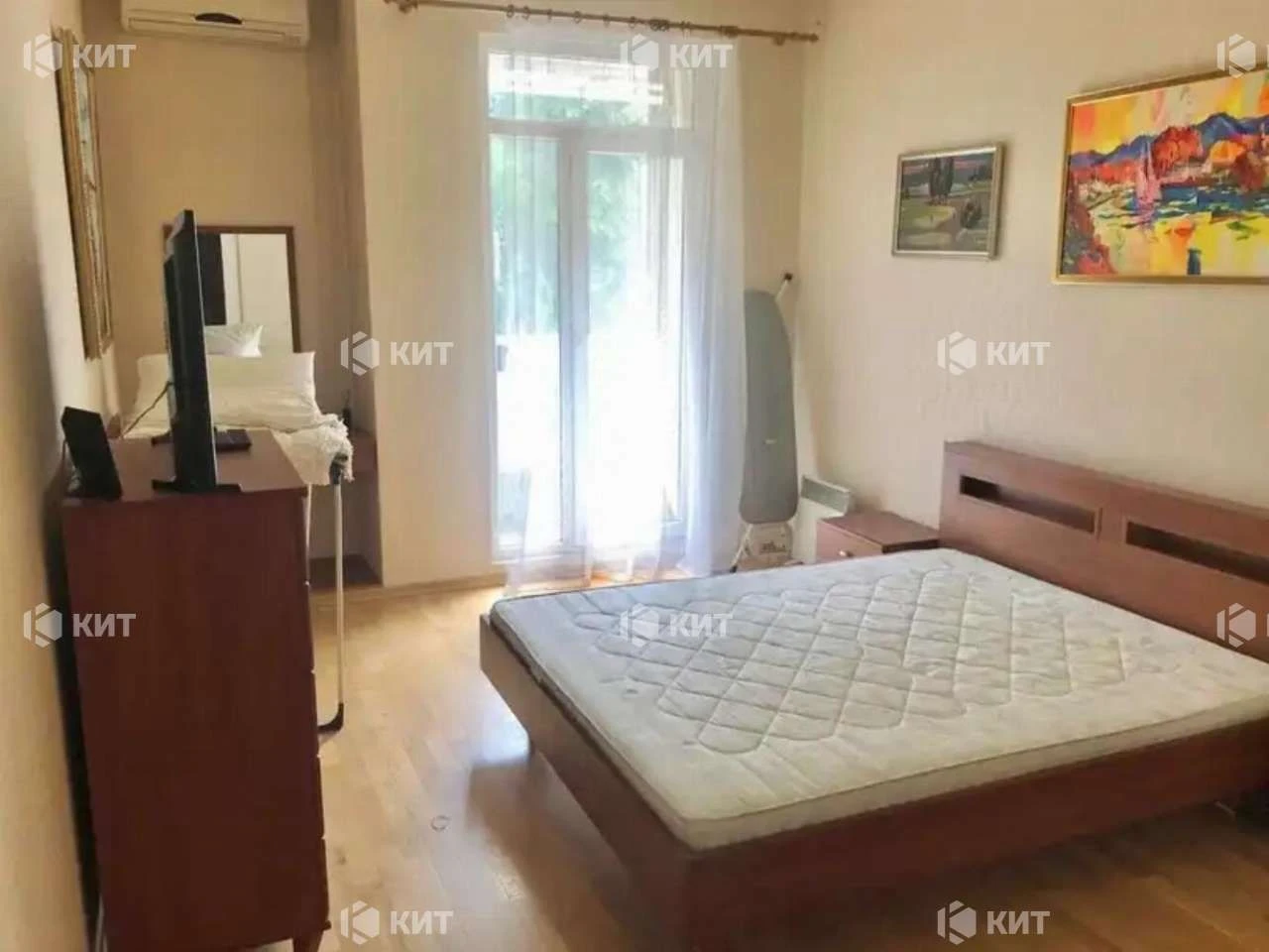 3к. 75м2 Центр (ул. Чернышевская, 78/1, м. Ярослава Мудрого)