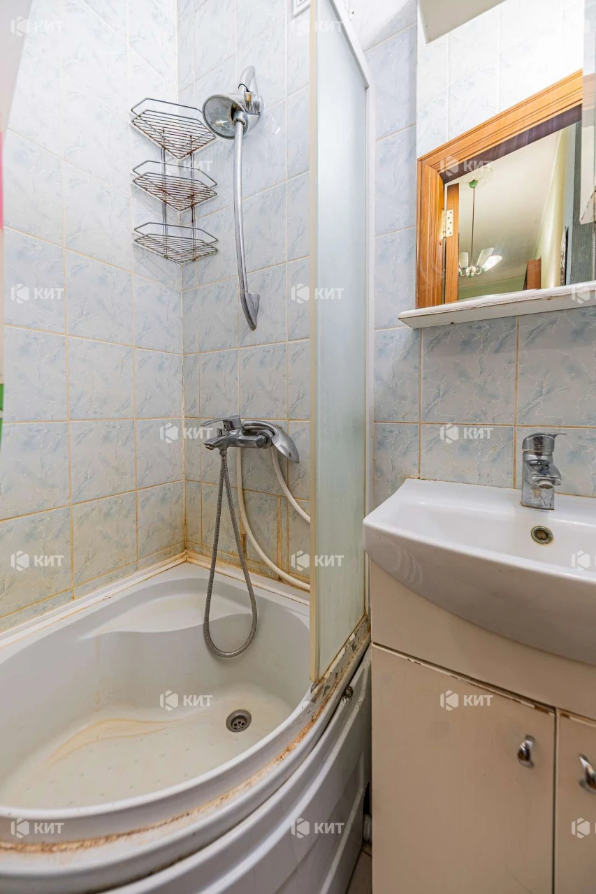 2к. 61м2, Центр (Куликовский спуск 14, м. Архитектора Бекето