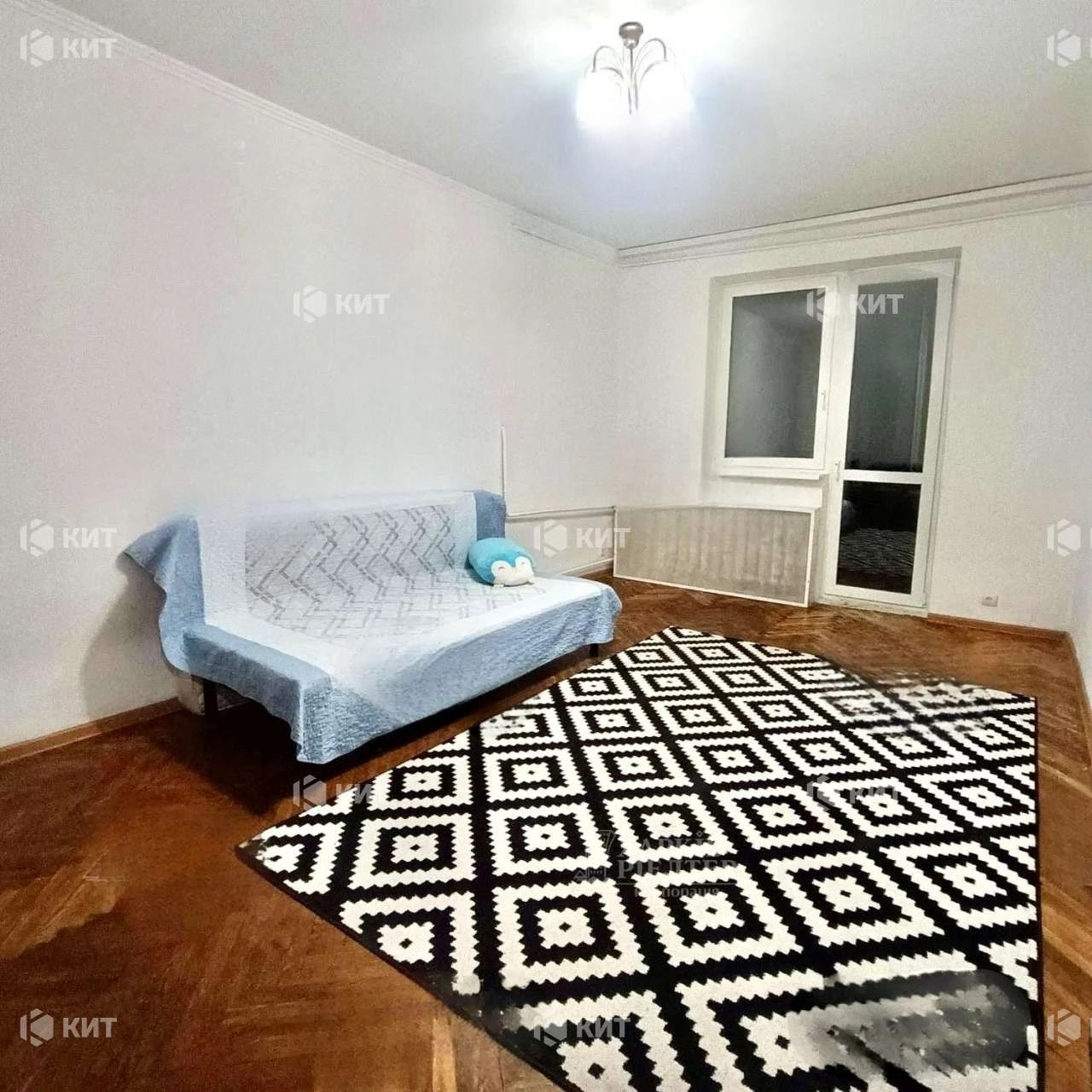 3 bed, 73 sq m, Center (St. Yaroslava Mudroho, Arts (Krasnoznamyennia)