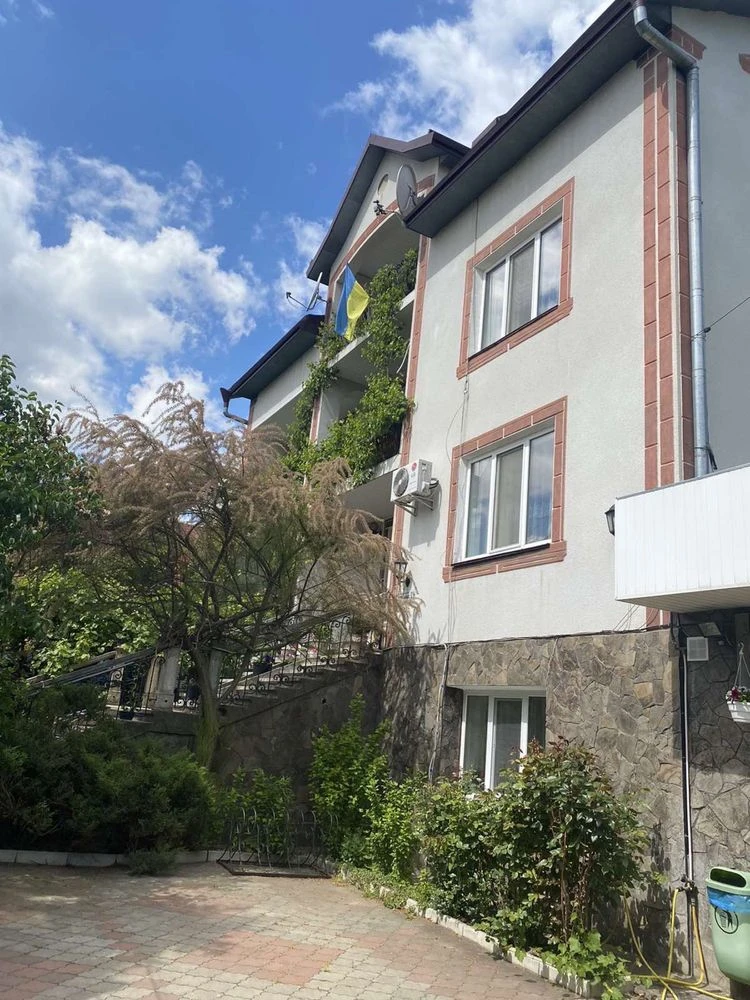 For Sale - Currently operating hostel
