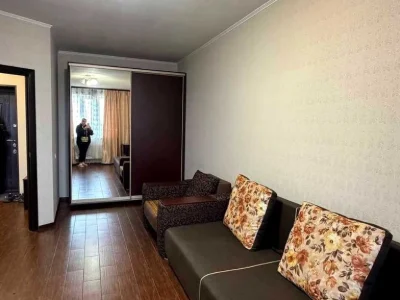 Apartment. Saltyvskoho Avenue, Kharkiv