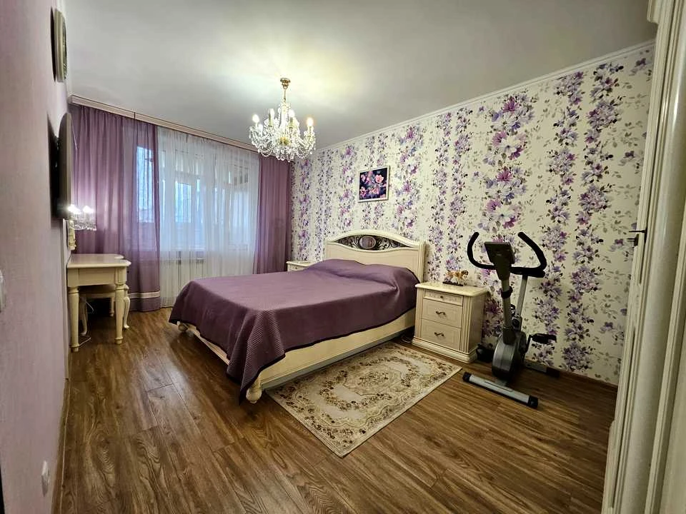 Apartment. Pereomohy Prospect