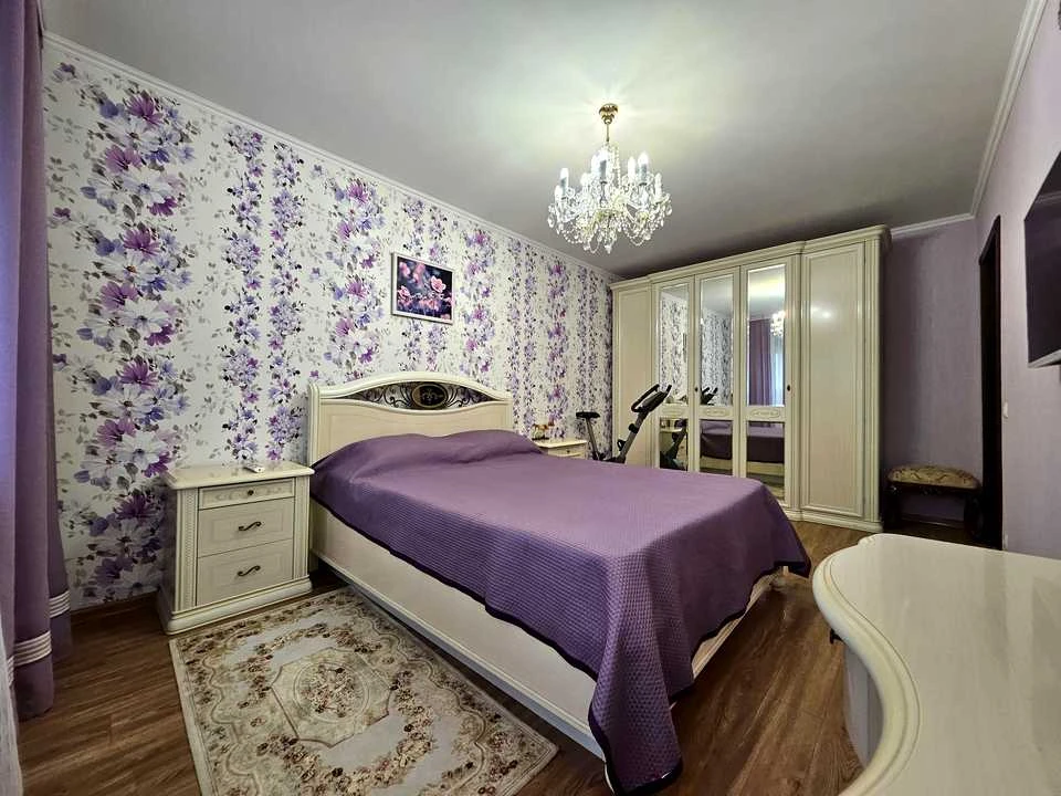 Apartment. Pereomohy Prospect