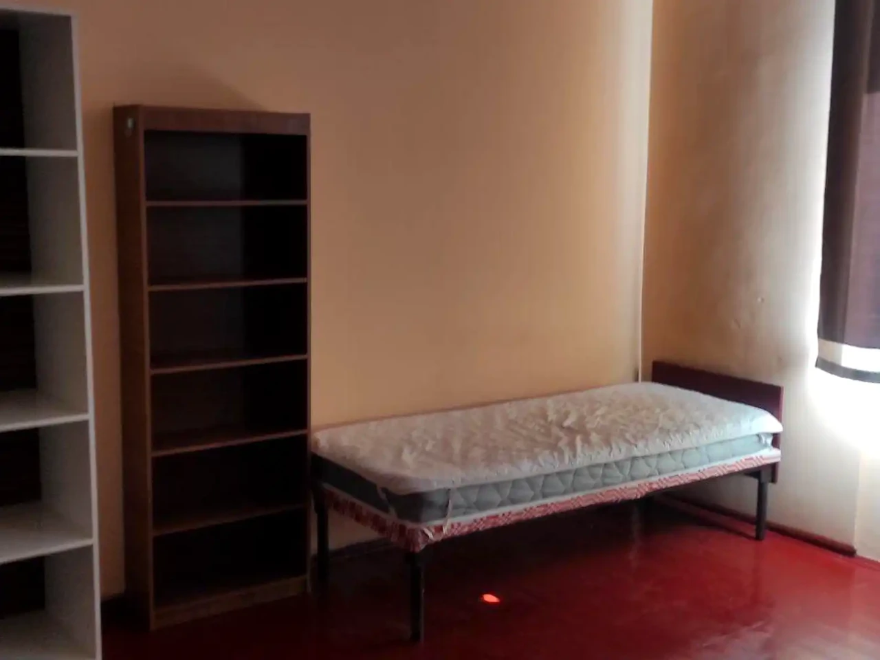 Оренда квартири 5-кімн. 220 м² 3/25 пов.