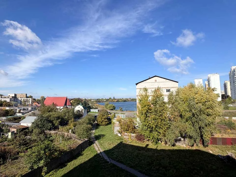 Квартира. Київ, Райдужна вулиця