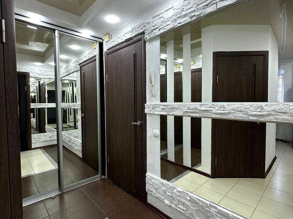 Квартира. Київ, Велика Васильківська вул.