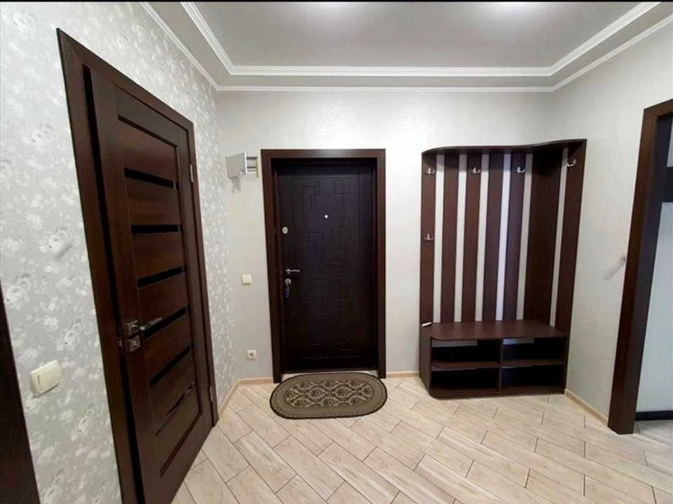 Apartment. Dnipro, Vysovoltna St.