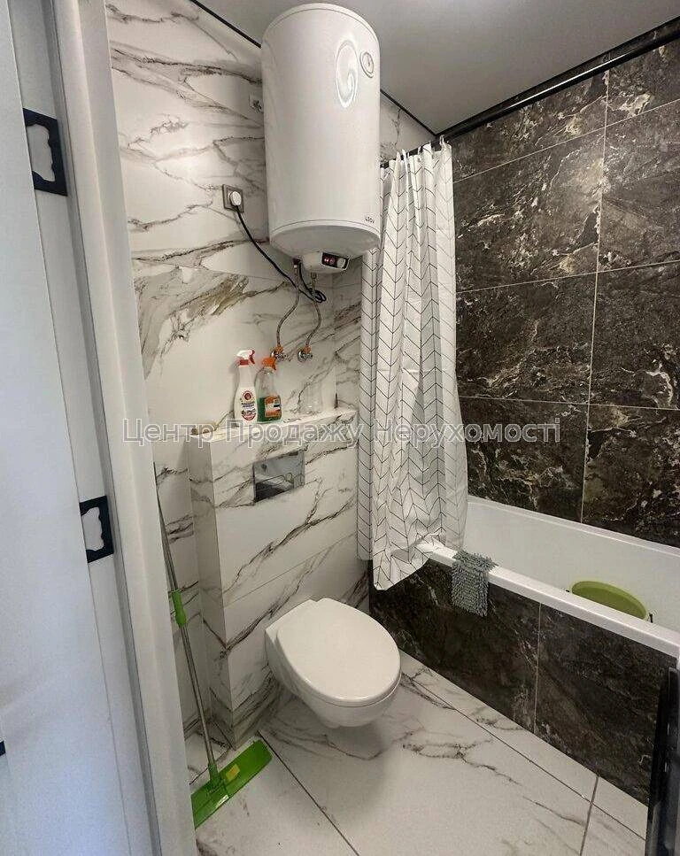 Продаж 1-кімн. кв, 27 м², цоколь/11 эт, ЖК Метро Парк, Київ