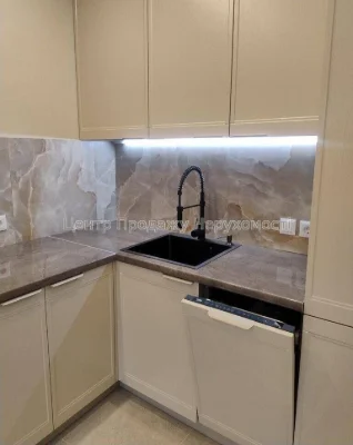 Продается 1-комнатная квартира, 43,5 м², 4/25 этаж, ЖК «Варшавский 3»