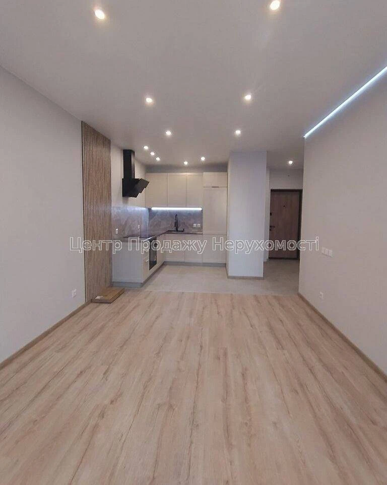 Продается 1-комнатная квартира, 43,5 м², 4/25 этаж, ЖК «Варшавский 3»