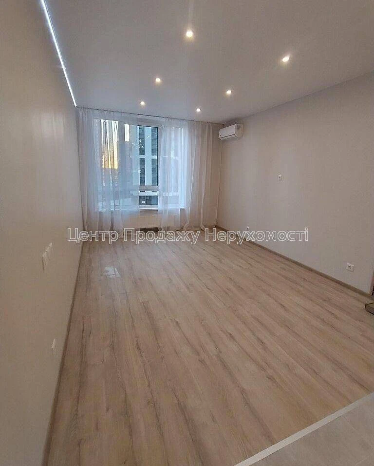 Продается 1-комнатная квартира, 43,5 м², 4/25 этаж, ЖК «Варшавский 3»