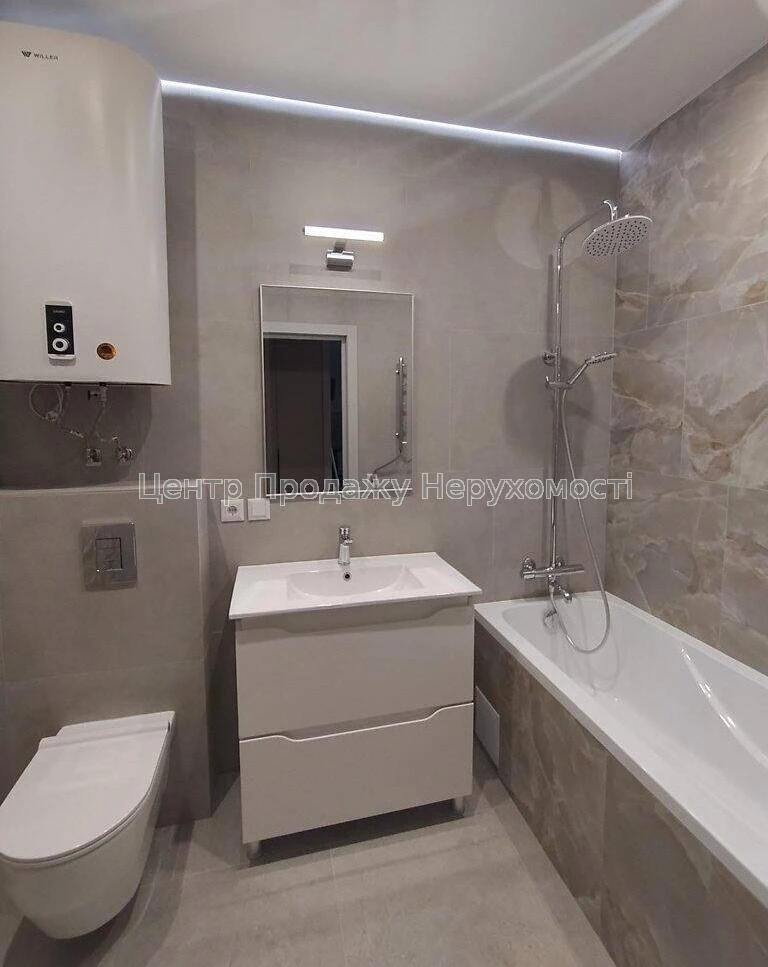 Продается 1-комнатная квартира, 43,5 м², 4/25 этаж, ЖК «Варшавский 3»