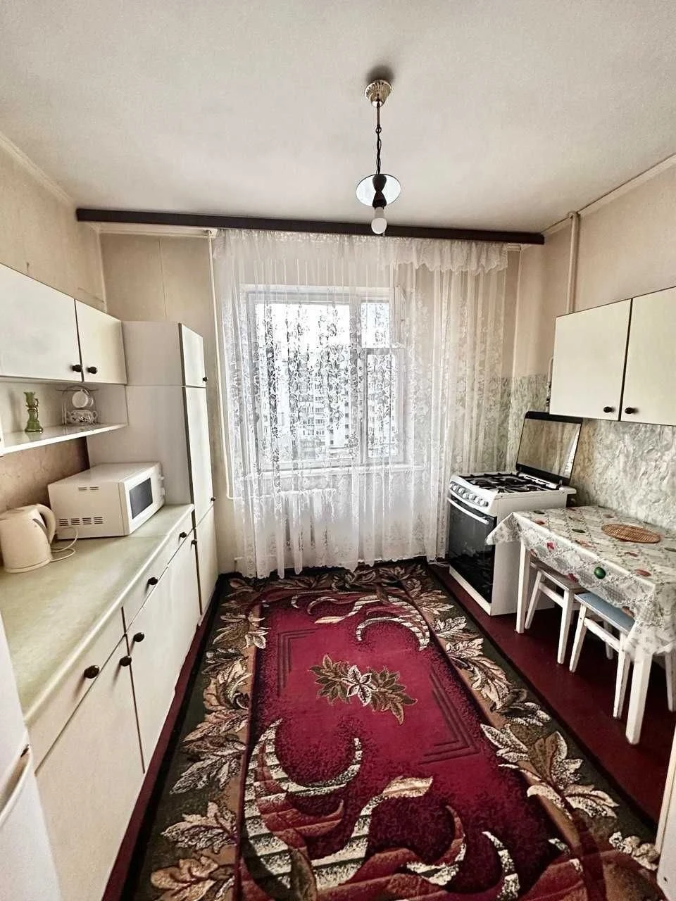 Продаж 2 кімнатної квартири по вул. Тулузи, 5 52.26 кв. м