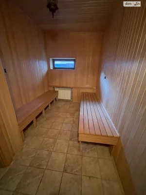 For Sale: House in Dniprovsky