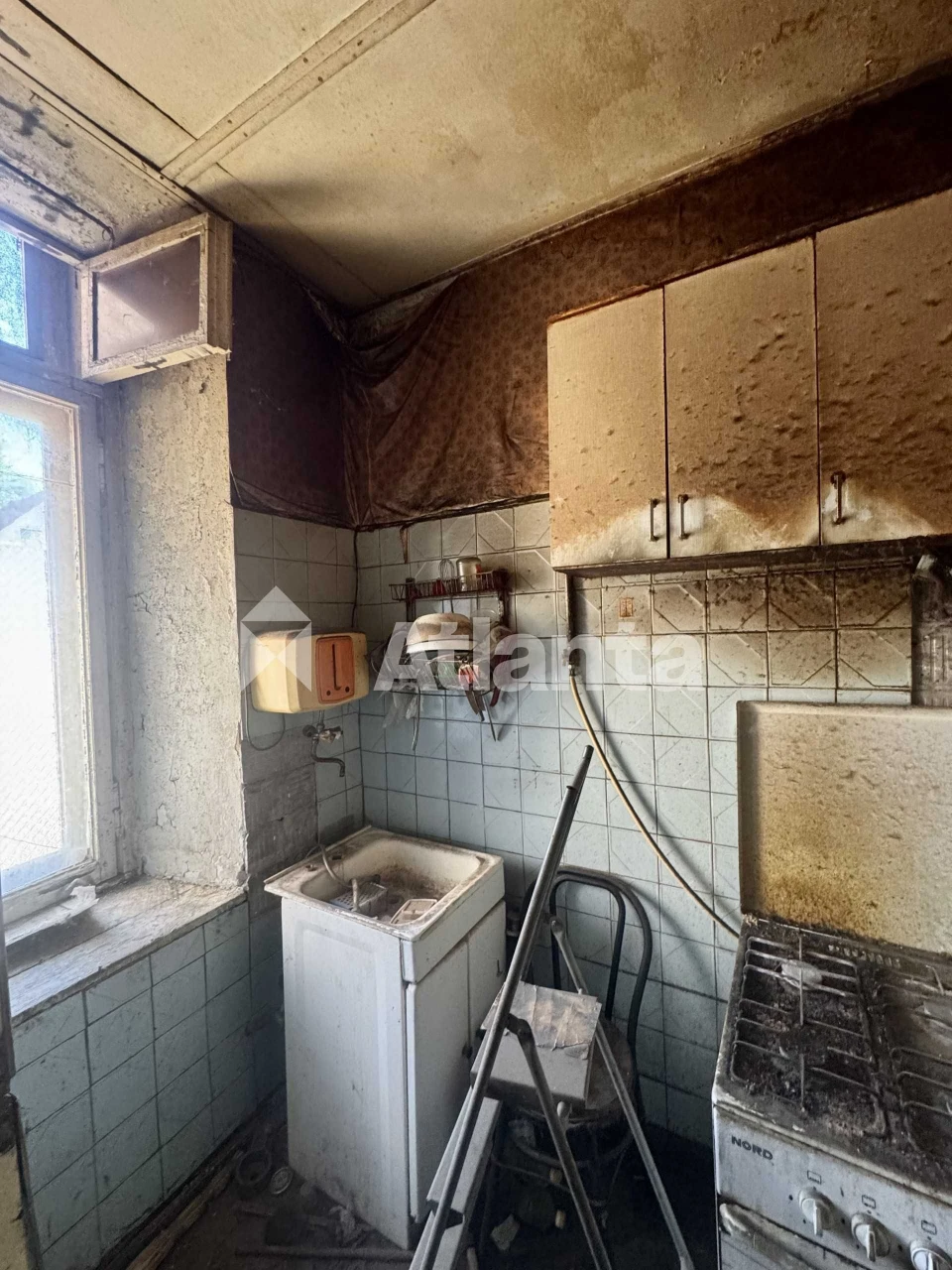 Продається квартира в центрі міста, вулиця Мечникова, біля