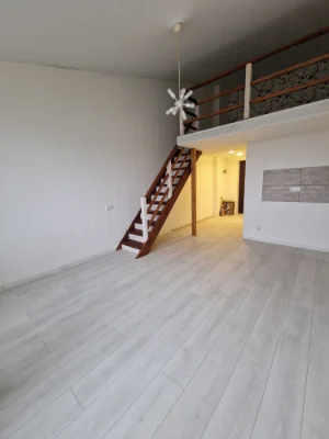 Продам смарт-квартиру біля метро Холодна гора.