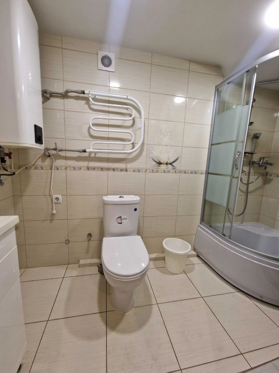 Продам смарт-квартиру біля метро Холодна гора.