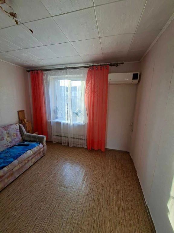 Продається гостьова квартира, метро "Заводська"